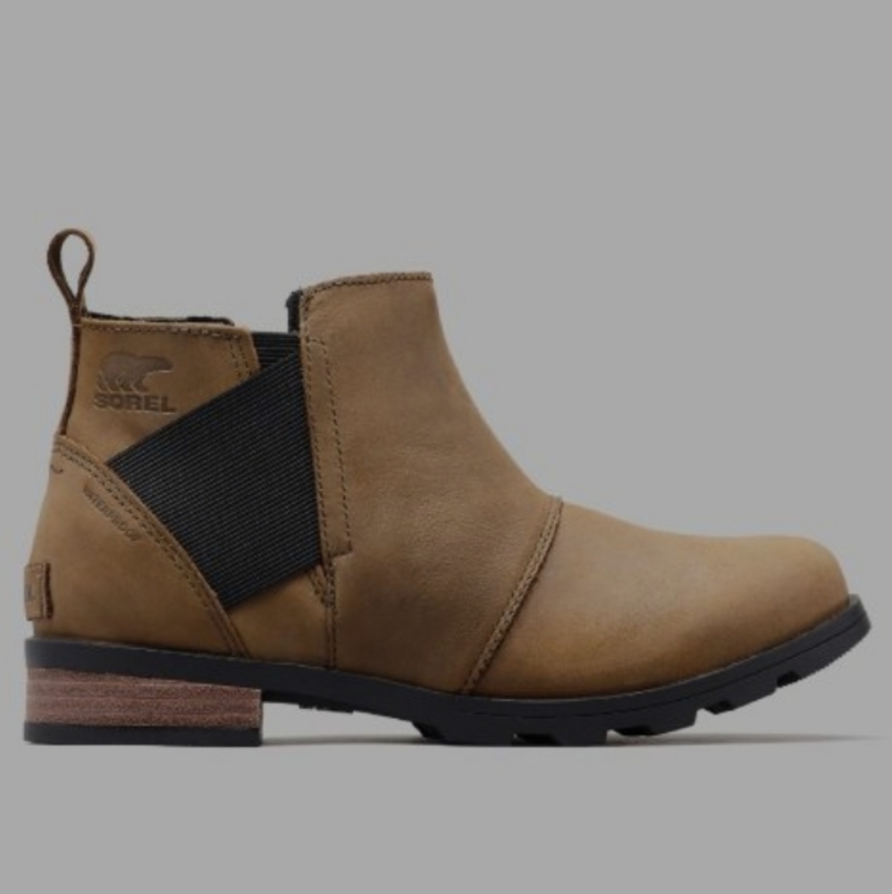 Sorel emilie Chelsea boot